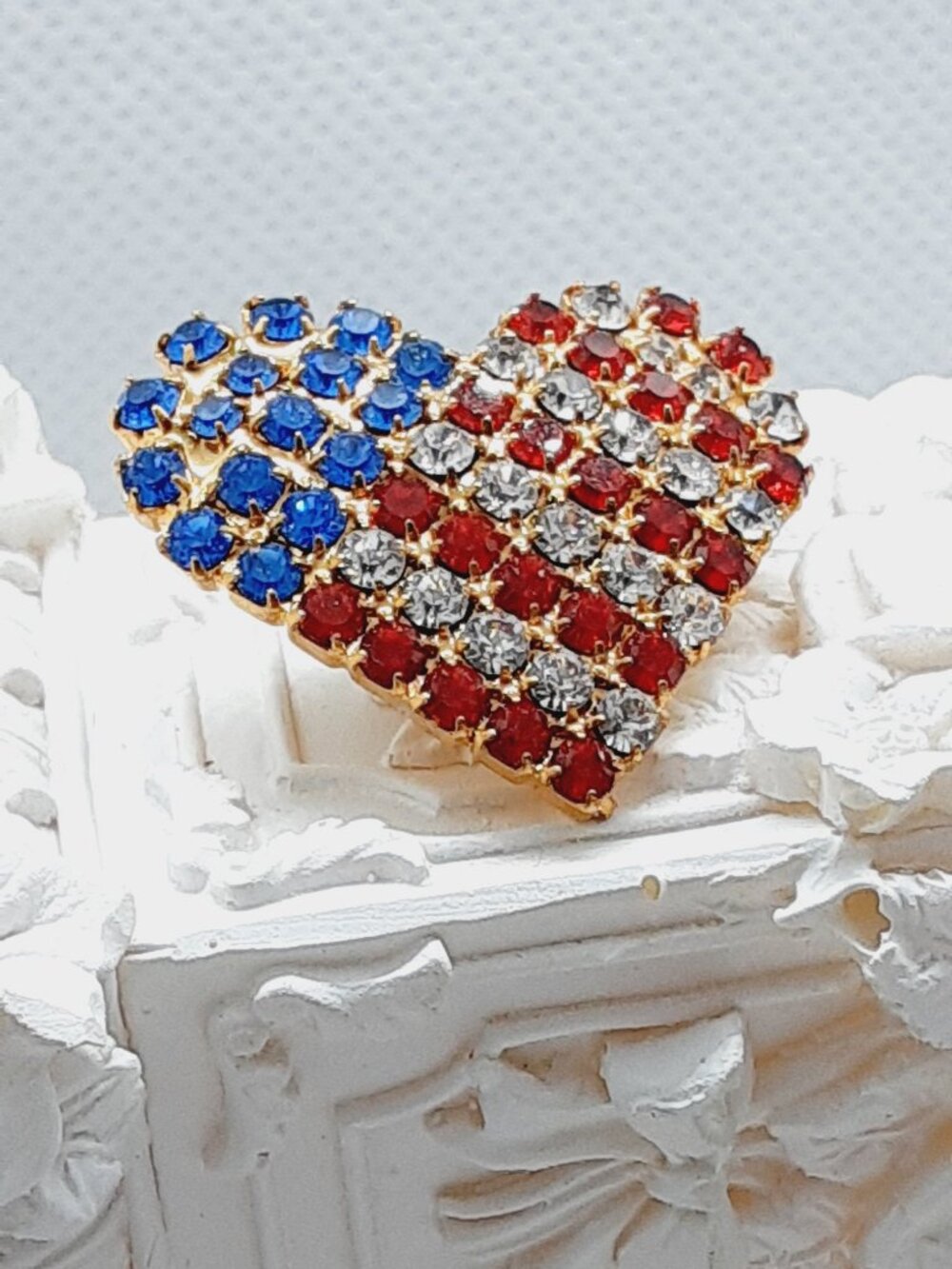 New patriotic heart Put'em Pin - Picture 5 of 6
